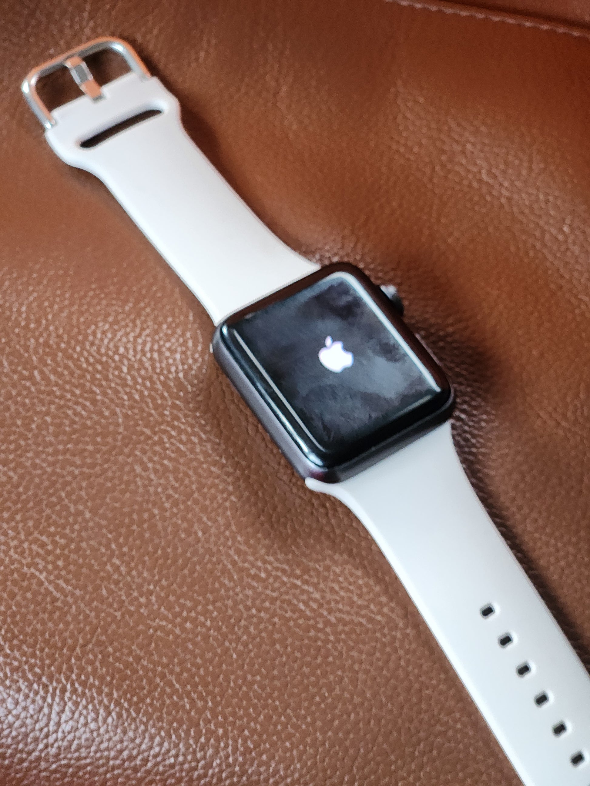 Apple Iwatch Series 3 38mm (2nd Hand)